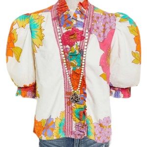 NWOT Boutique Blouse size medium